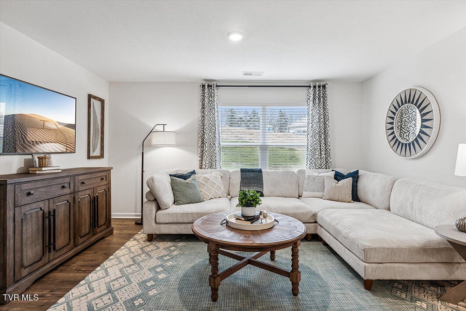 Photo #9: 656 Saint Andrews Drive