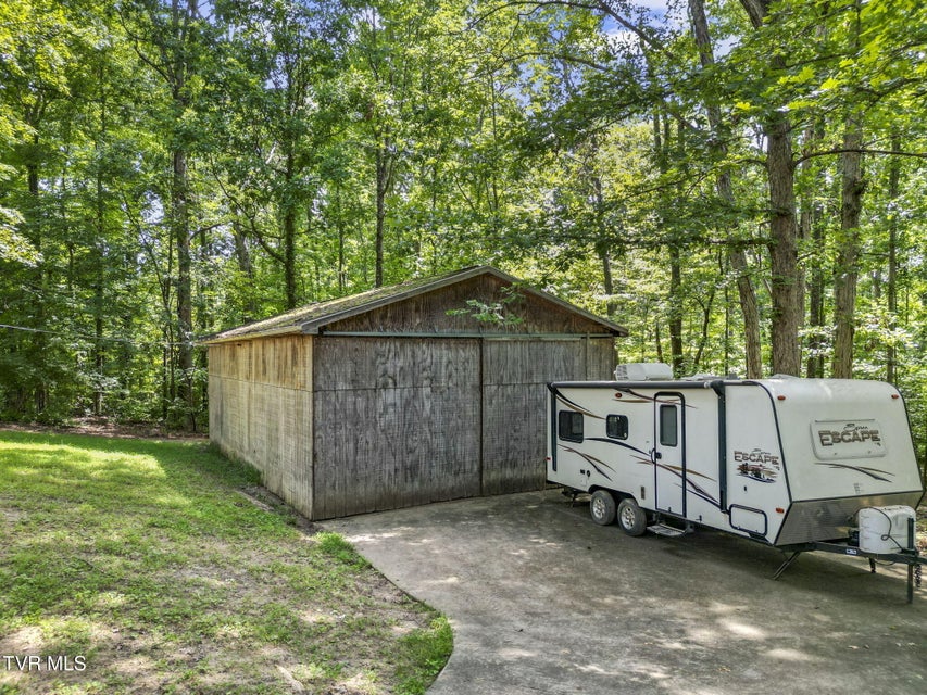 Photo #32: 1700 Brentwood Drive