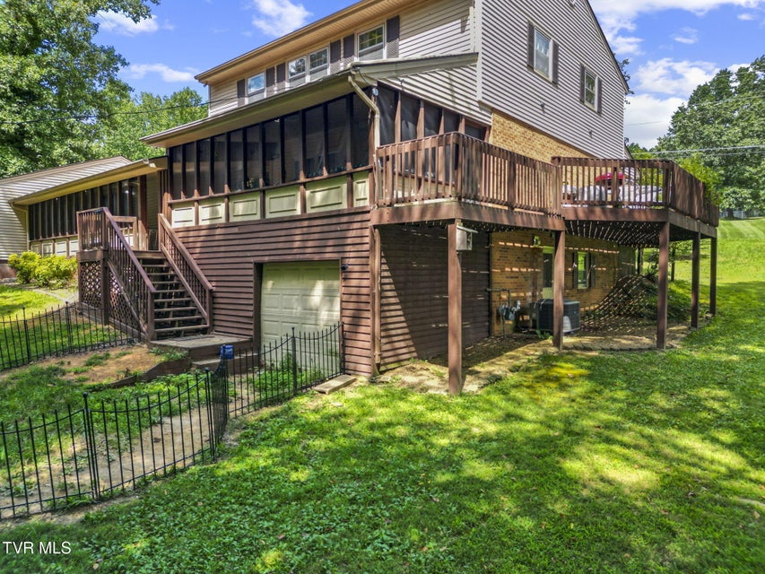 Photo #5: 1700 Brentwood Drive