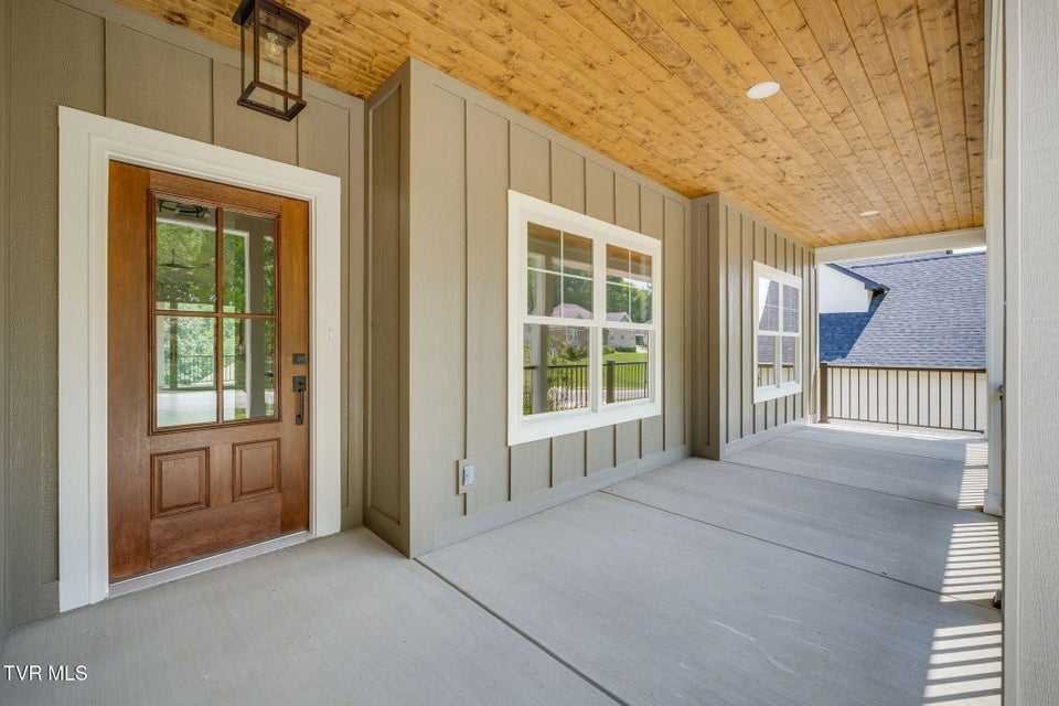Photo #4: 408 Gransley Court
