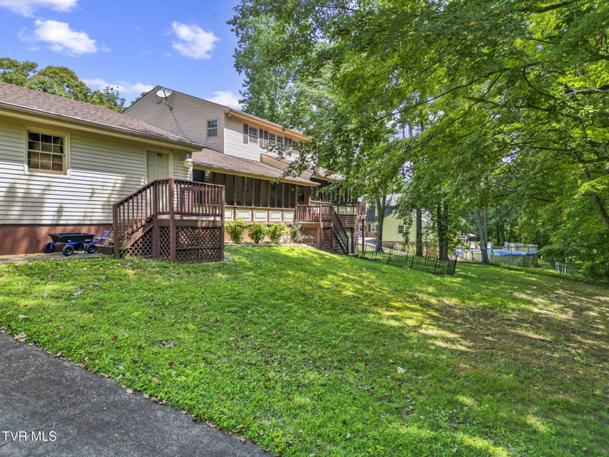 Photo #31: 1700 Brentwood Drive