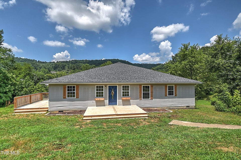 Photo #3: 190 Opal Drive