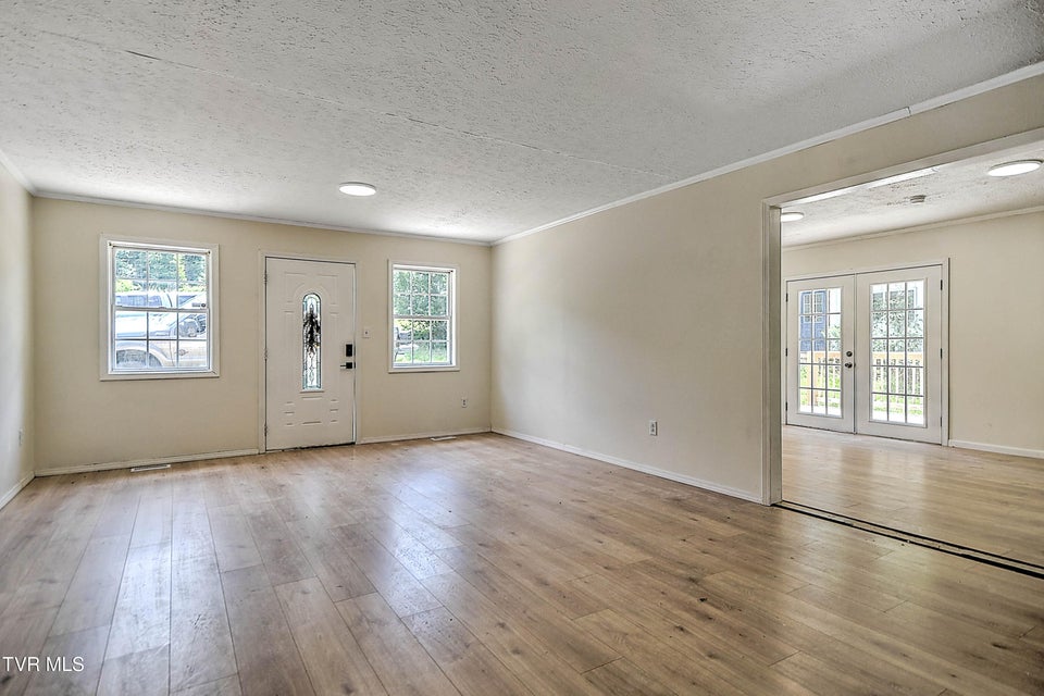 Photo #7: 190 Opal Drive