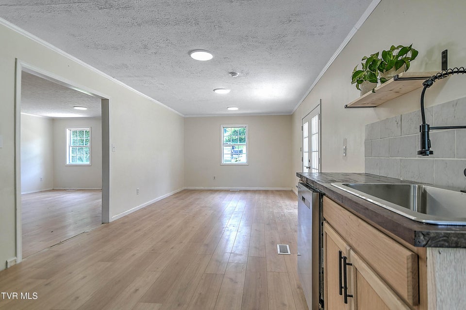 Photo #11: 190 Opal Drive