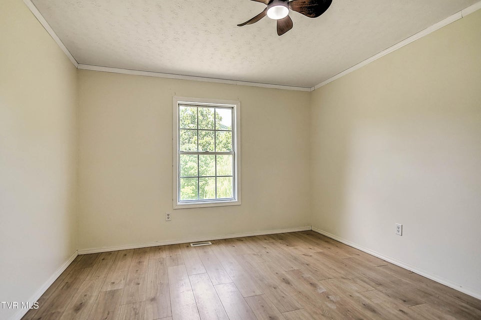 Photo #27: 190 Opal Drive