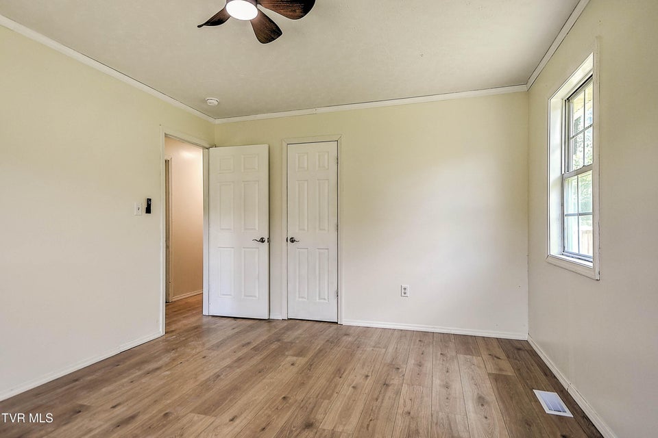Photo #28: 190 Opal Drive