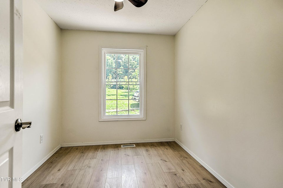Photo #35: 190 Opal Drive