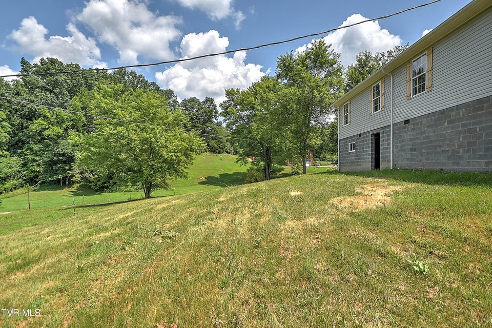 Photo #38: 190 Opal Drive
