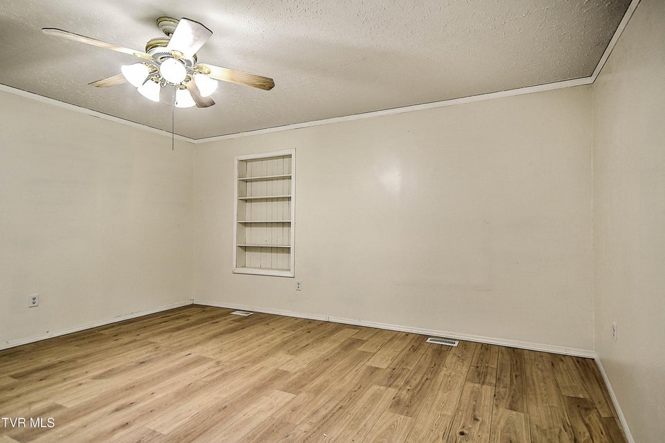 Photo #31: 190 Opal Drive
