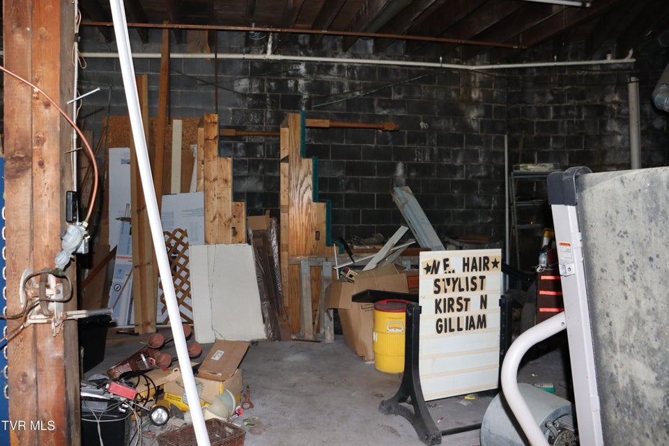 Photo #23: 106 Kentucky Avenue