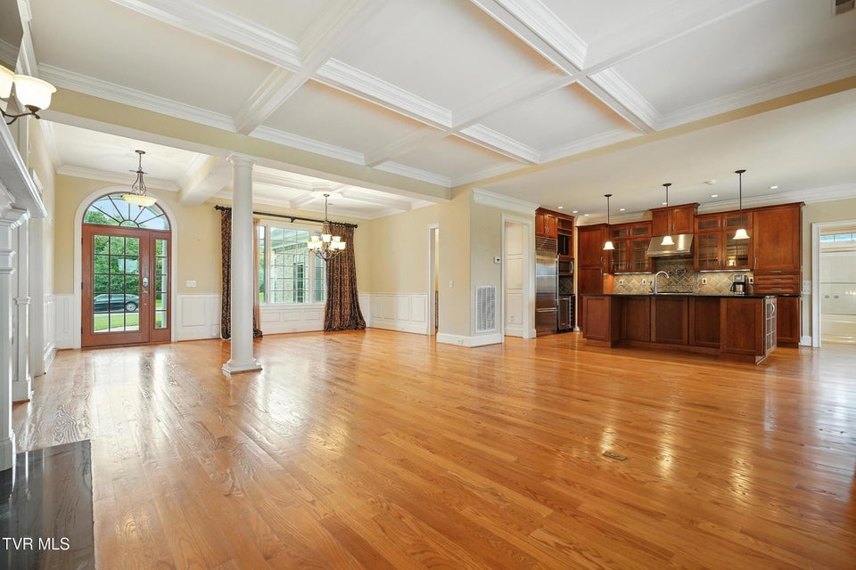 Photo #10: 125 Golf Ridge Drive