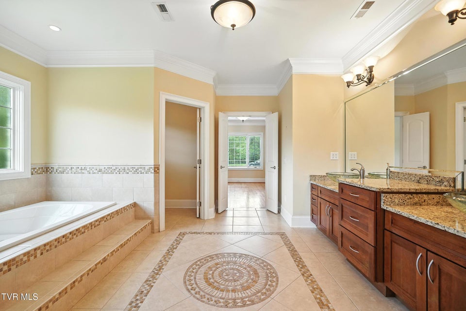 Photo #19: 125 Golf Ridge Drive