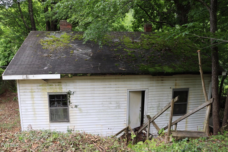 Photo #3: 213 Railroad Avenue