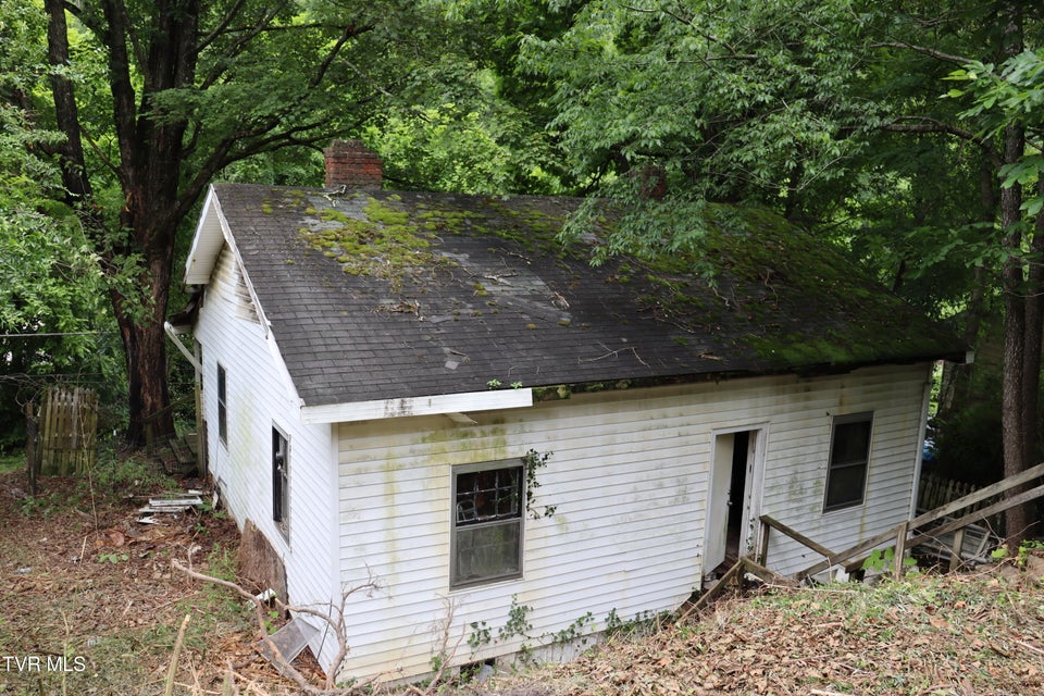 Photo #2: 213 Railroad Avenue
