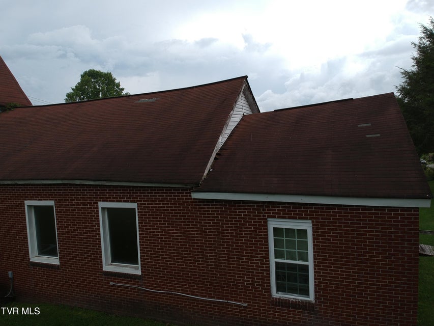 Photo #39: 313 Kentucky Avenue