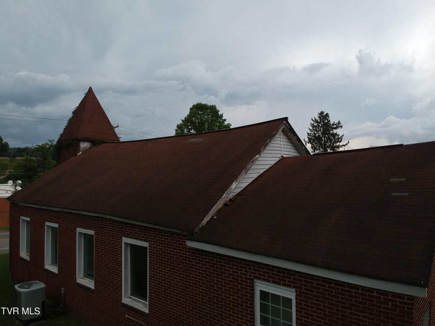 Photo #40: 313 Kentucky Avenue