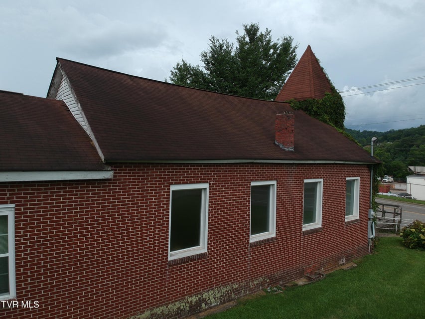 Photo #37: 313 Kentucky Avenue