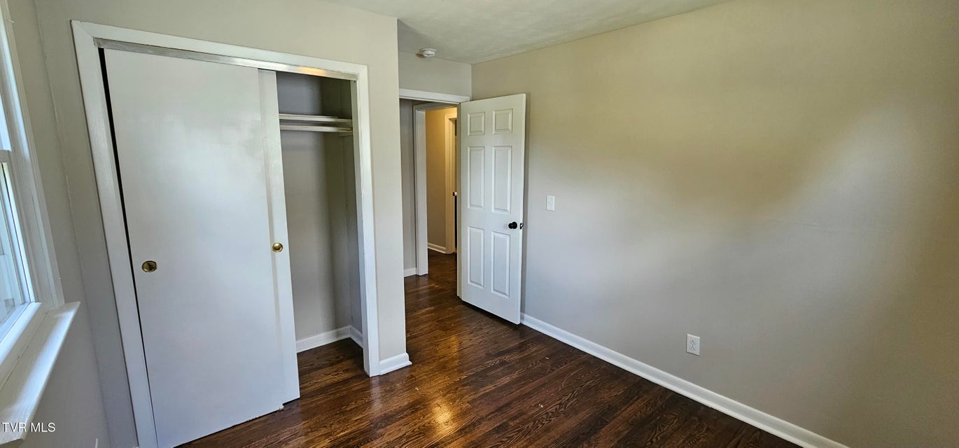 Photo #13: 1921 Fairview Avenue
