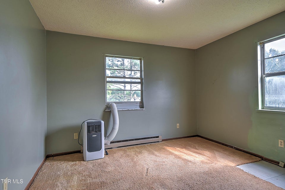 Photo #9: 201 Brooks Street