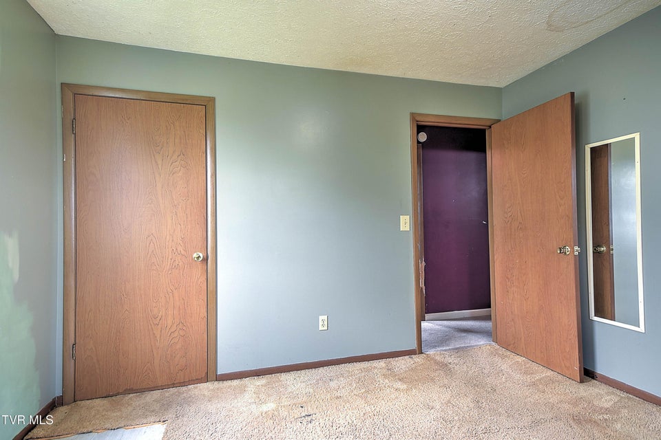 Photo #11: 201 Brooks Street