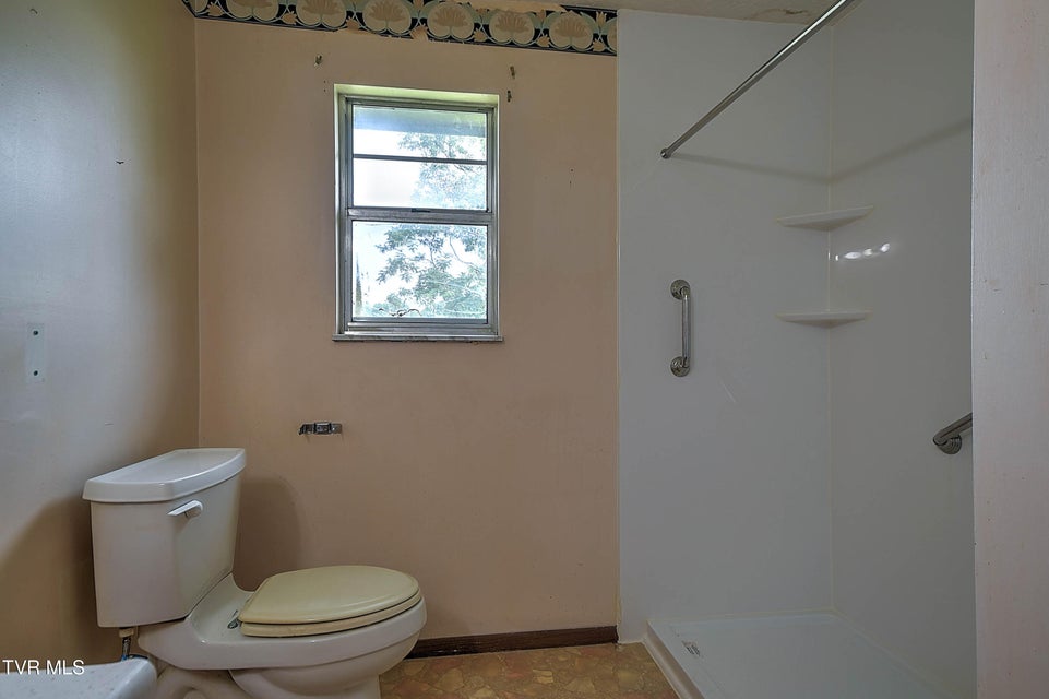 Photo #13: 201 Brooks Street
