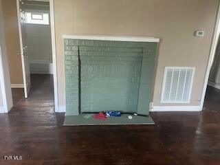 Photo #5: 915 Sayers Street