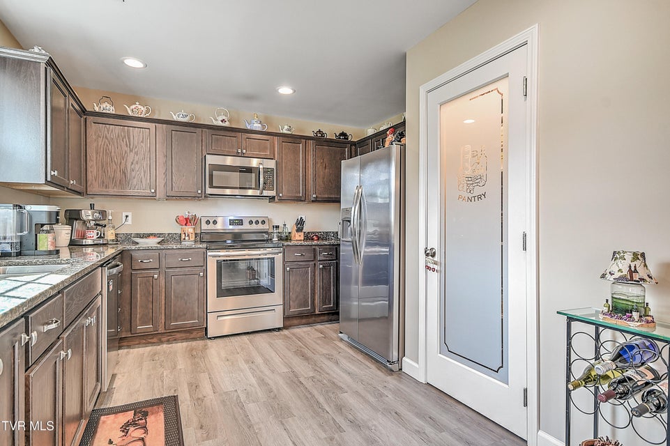 Photo #14: 660 Jena Beth Drive