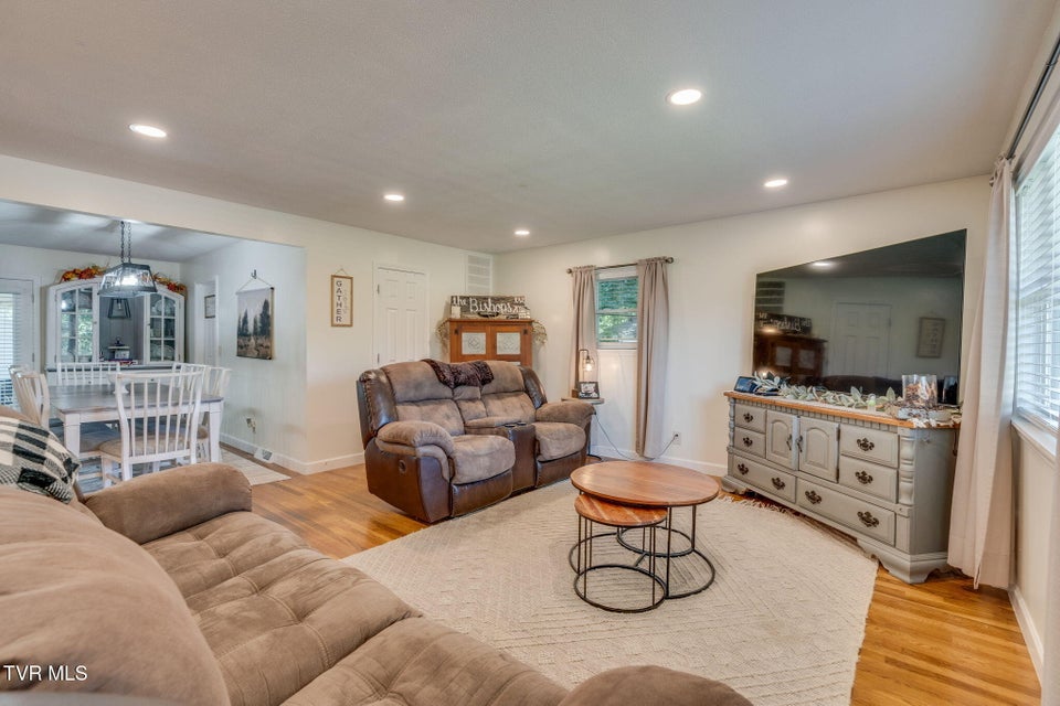 Photo #7: 808 Liberty Drive