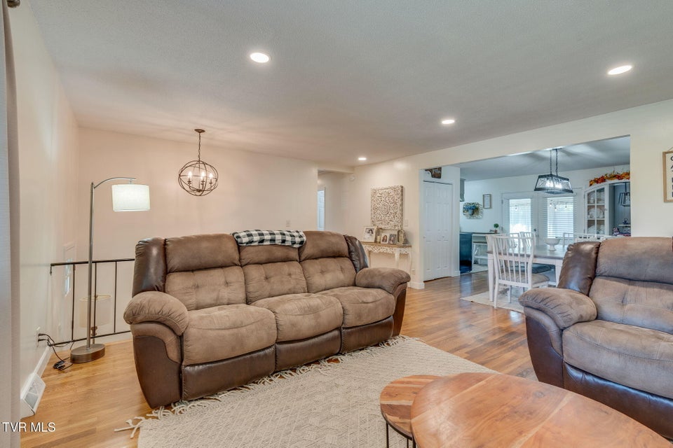 Photo #8: 808 Liberty Drive