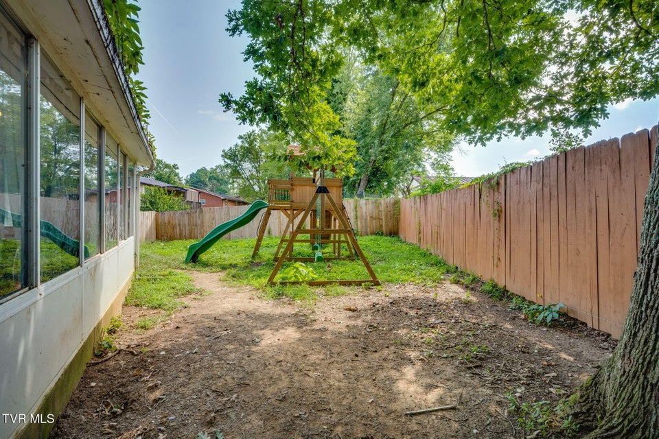 Photo #34: 808 Liberty Drive