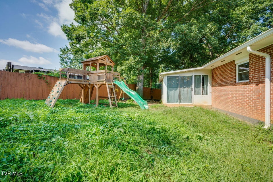 Photo #36: 808 Liberty Drive