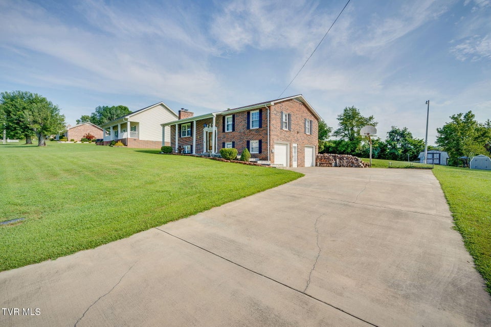 Photo #4: 302 Carol Hill Drive