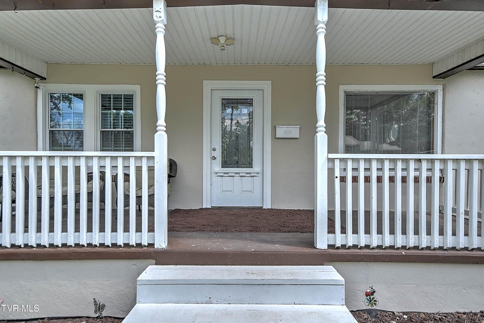 Photo #6: 1677 Jefferson Avenue