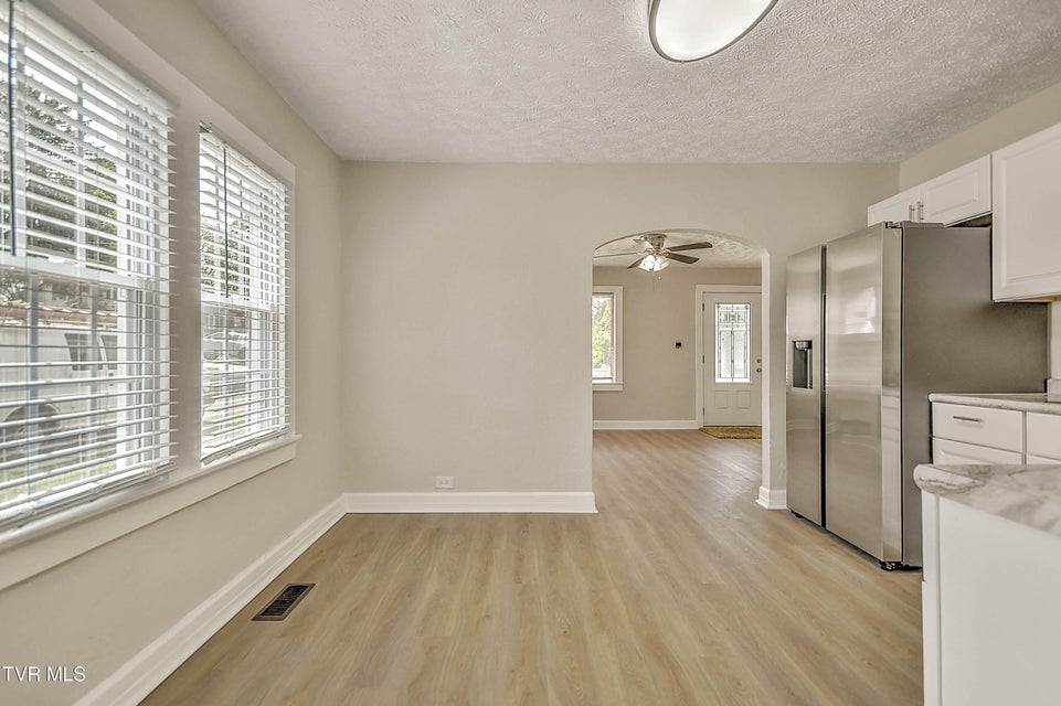 Photo #15: 1677 Jefferson Avenue