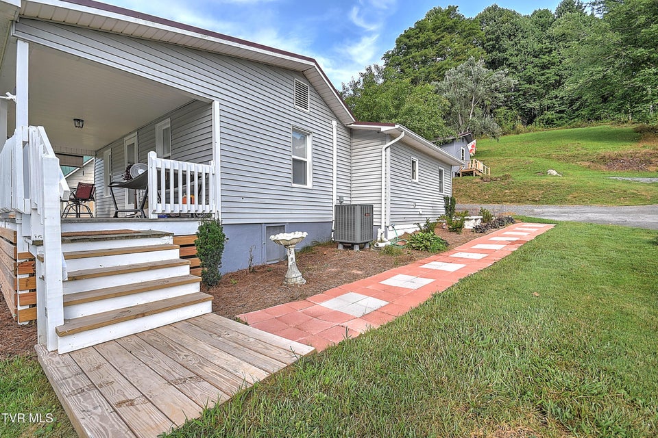 Photo #4: 21516 Benhams Road