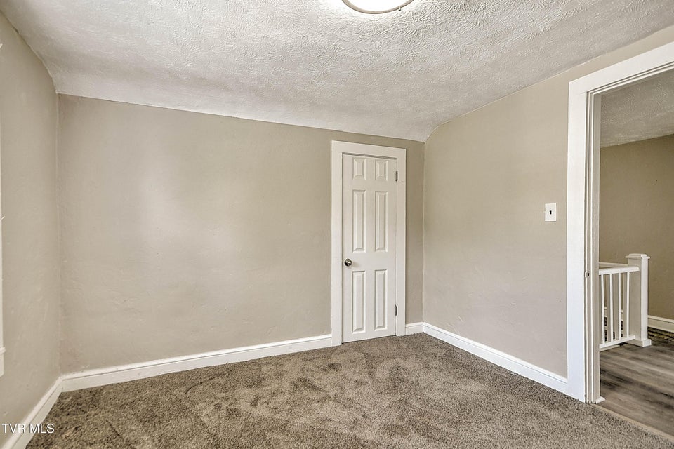 Photo #40: 1677 Jefferson Avenue