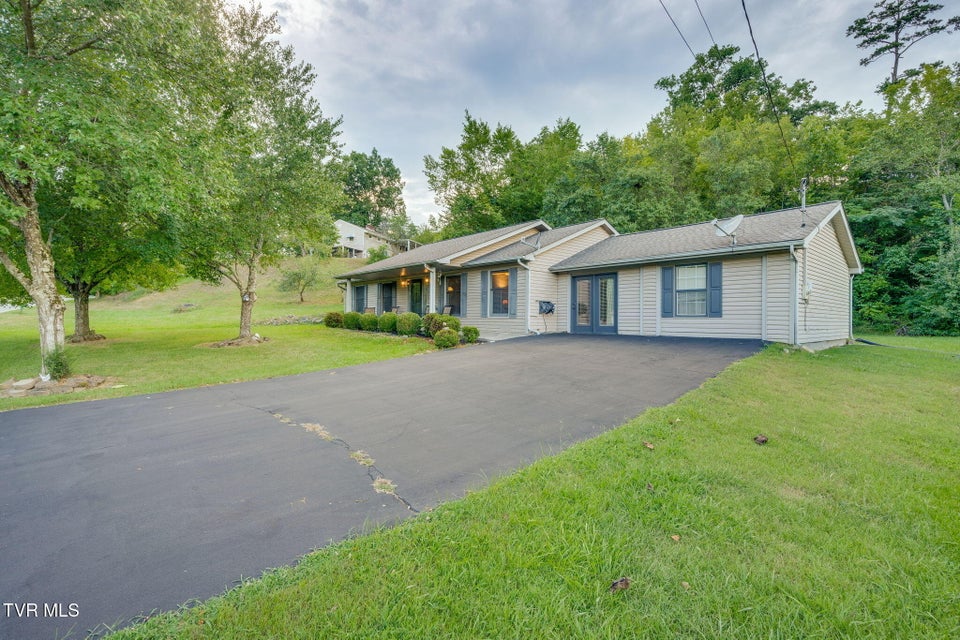 Photo #3: 1909 Diana Road
