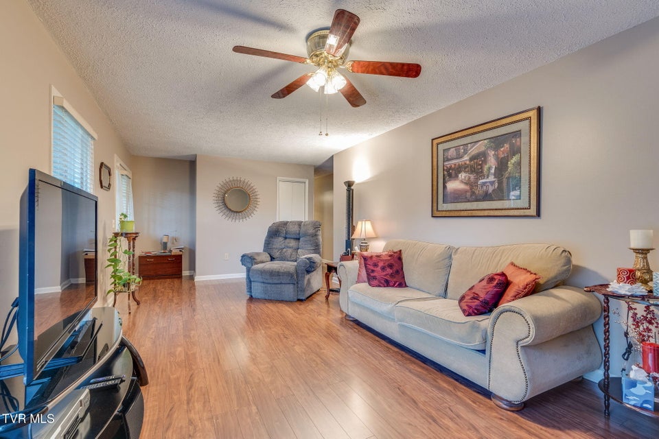 Photo #6: 1909 Diana Road