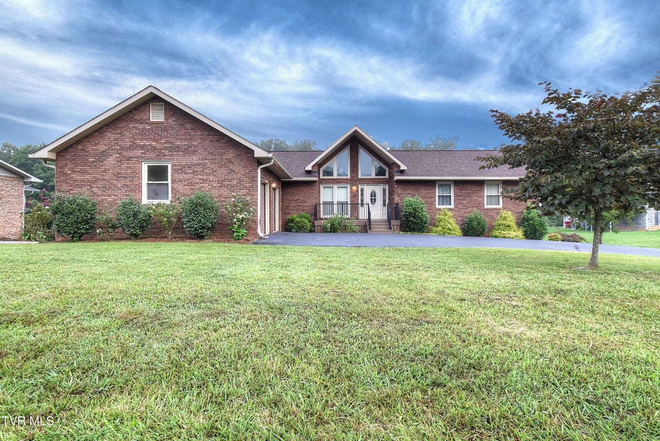 Photo #4: 2802 Sharpsburg Drive