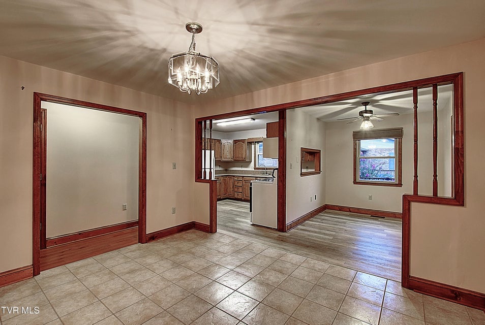 Photo #25: 2802 Sharpsburg Drive