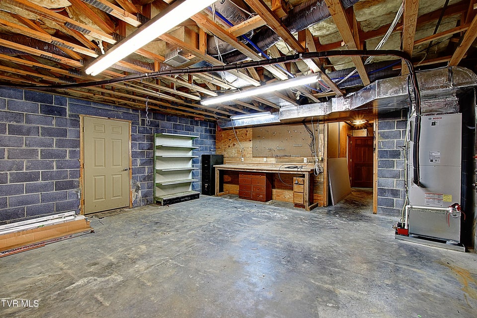 Photo #46: 2802 Sharpsburg Drive