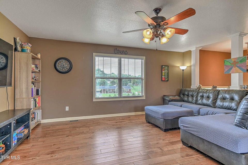 Photo #2: 114 Choctaw Drive