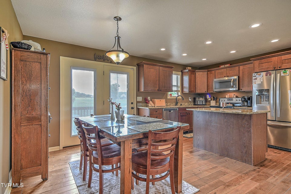 Photo #3: 114 Choctaw Drive
