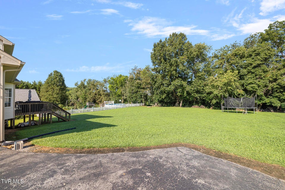Photo #66: 24 Vesta Sue Court