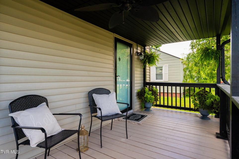 Photo #6: 1545 Kings Road