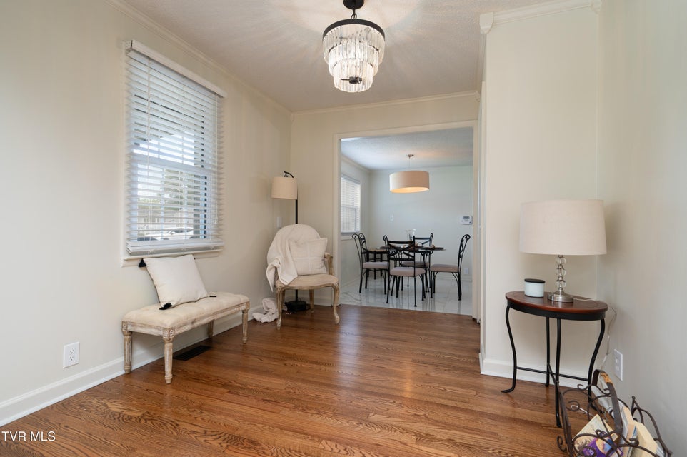 Photo #9: 1545 Kings Road