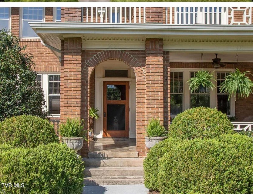 Photo #5: 940 Park St Street