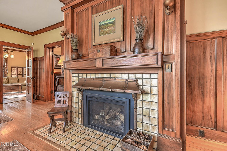 Photo #16: 940 Park St Street