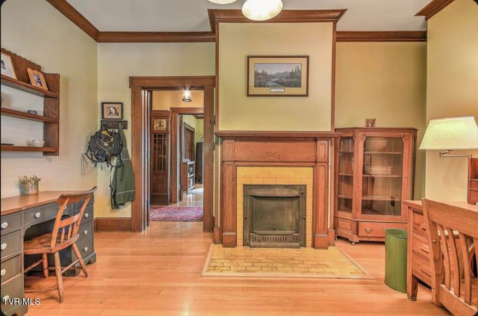 Photo #23: 940 Park St Street