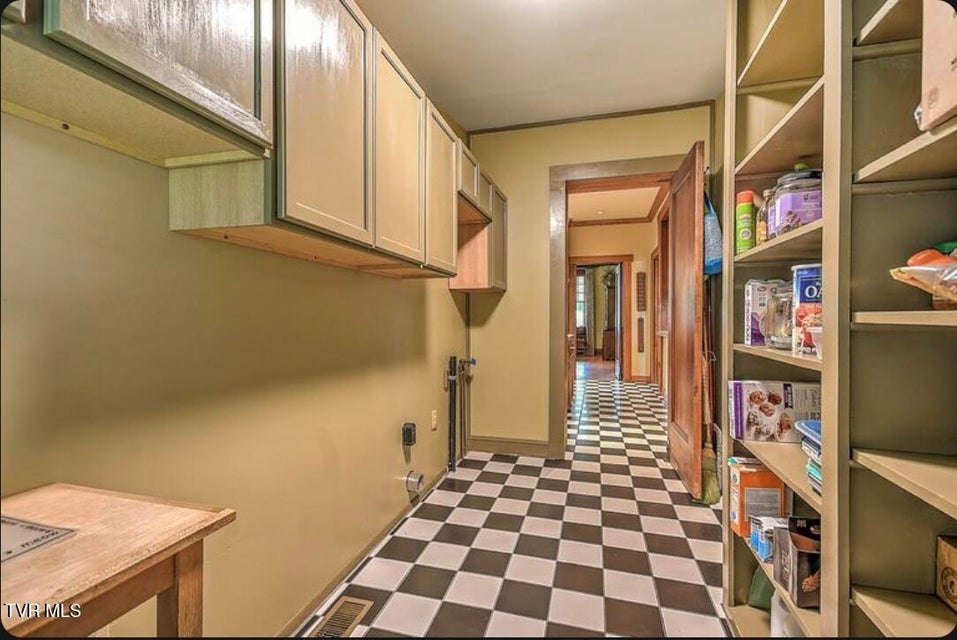 Photo #33: 940 Park St Street